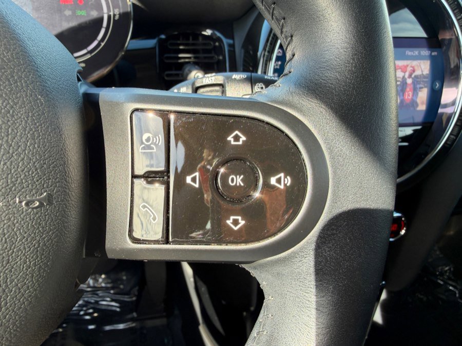 Used 2022 MINI Cooper SE image 15