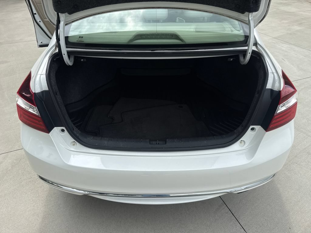 Used 2016 Honda Accord EX image 33