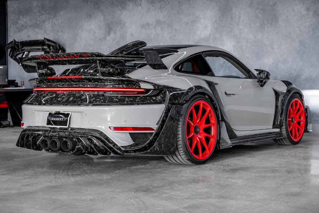 Used 2025 Porsche 911 Turbo S AWD/4WD image 10