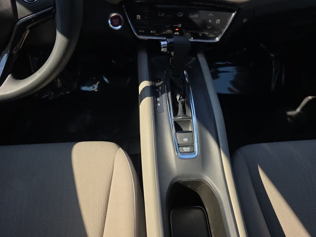 Used 2018 Honda HR-V EX image 22