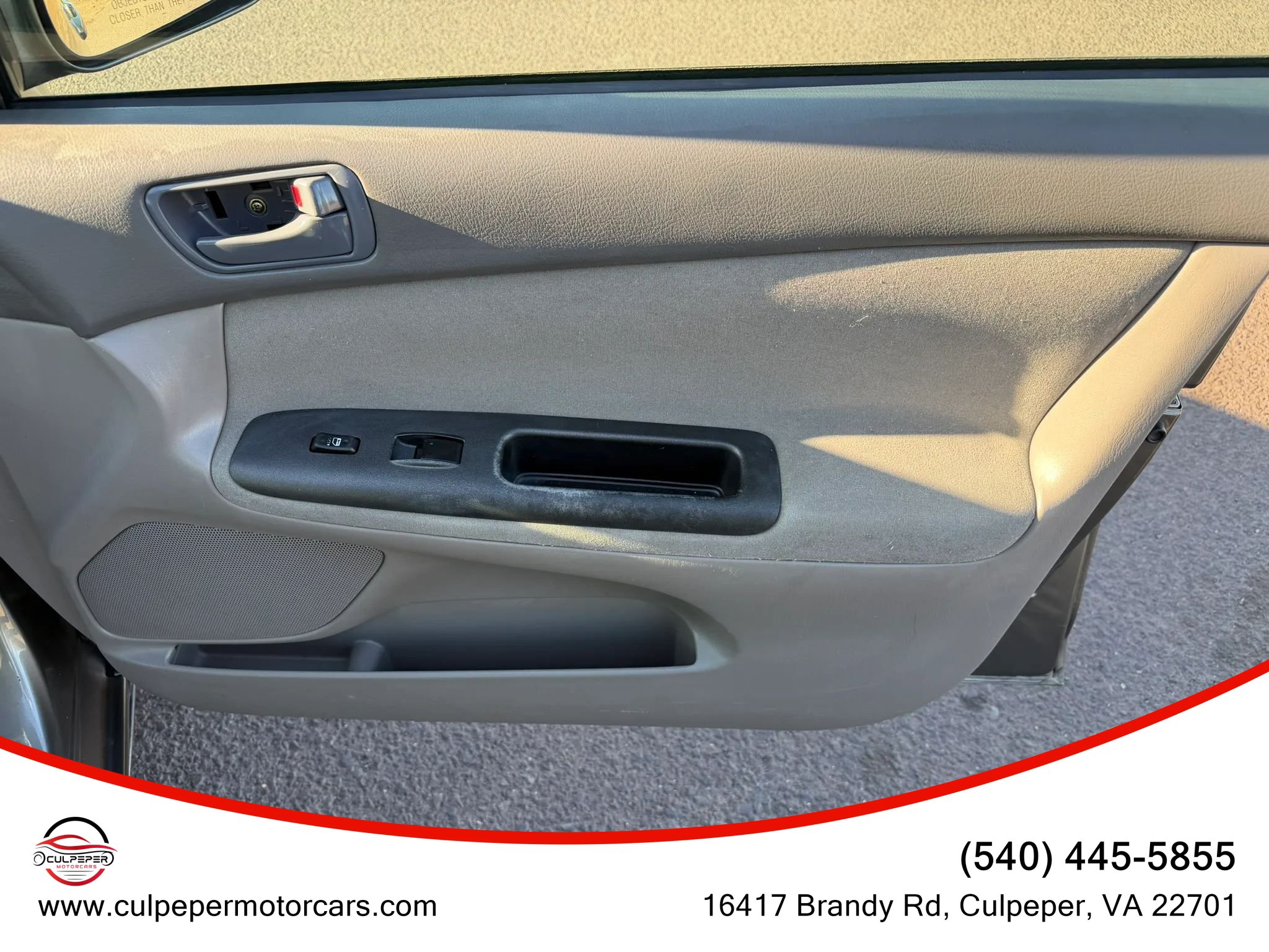 Used 2006 Toyota Camry LE FWD image 16