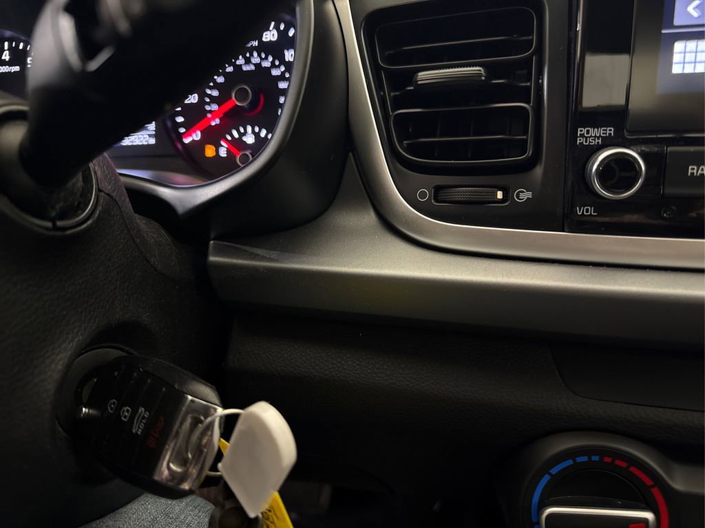 Used 2021 Kia Rio S FWD image 33