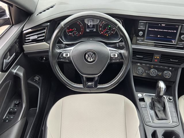 Used 2021 Volkswagen Jetta R-Line w/ R-Line Cold Weather Package image 17