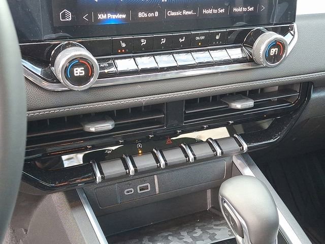 Used 2026 Chevrolet Colorado LT RWD image 12