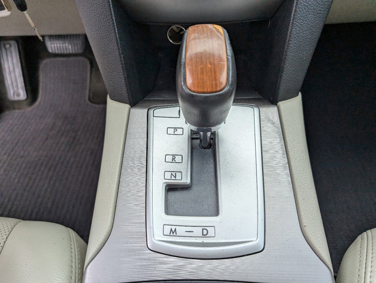 Used 2014 Subaru Outback 2.5i Limited w/ Moonroof Package image 16