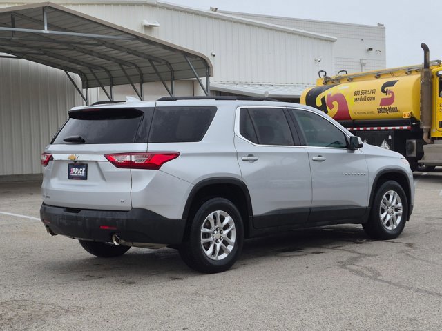 Used 2021 Chevrolet Traverse LT w/ LPO, Floor Liner Package FWD image 5