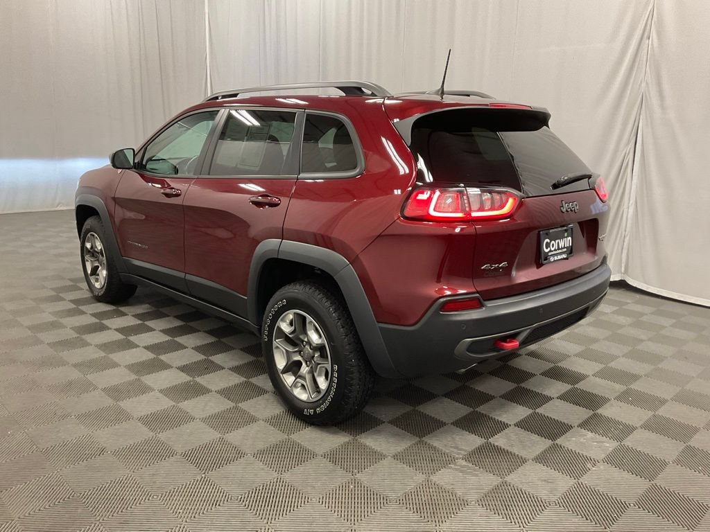 Used 2019 Jeep Cherokee Trailhawk w/ Cold Weather Group AWD/4WD image 8