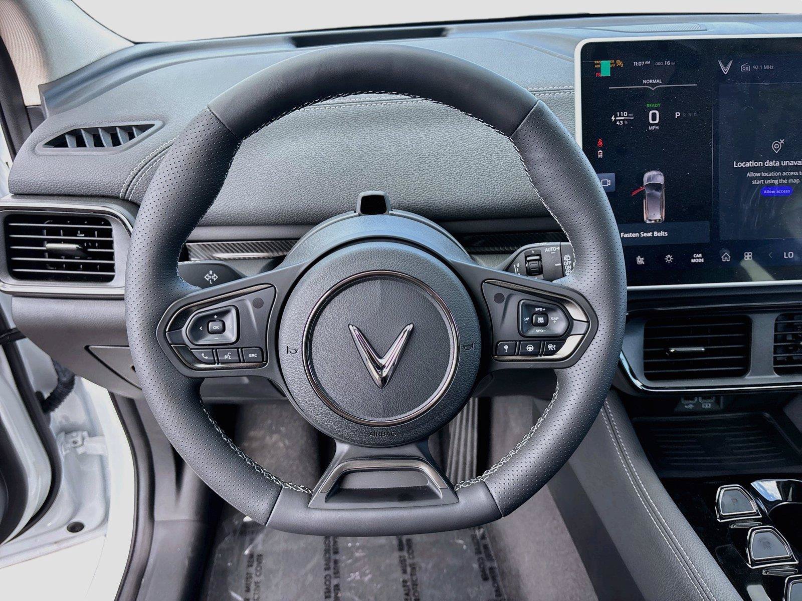 New 2027 VinFast VF 8 Eco AWD/4WD image 11