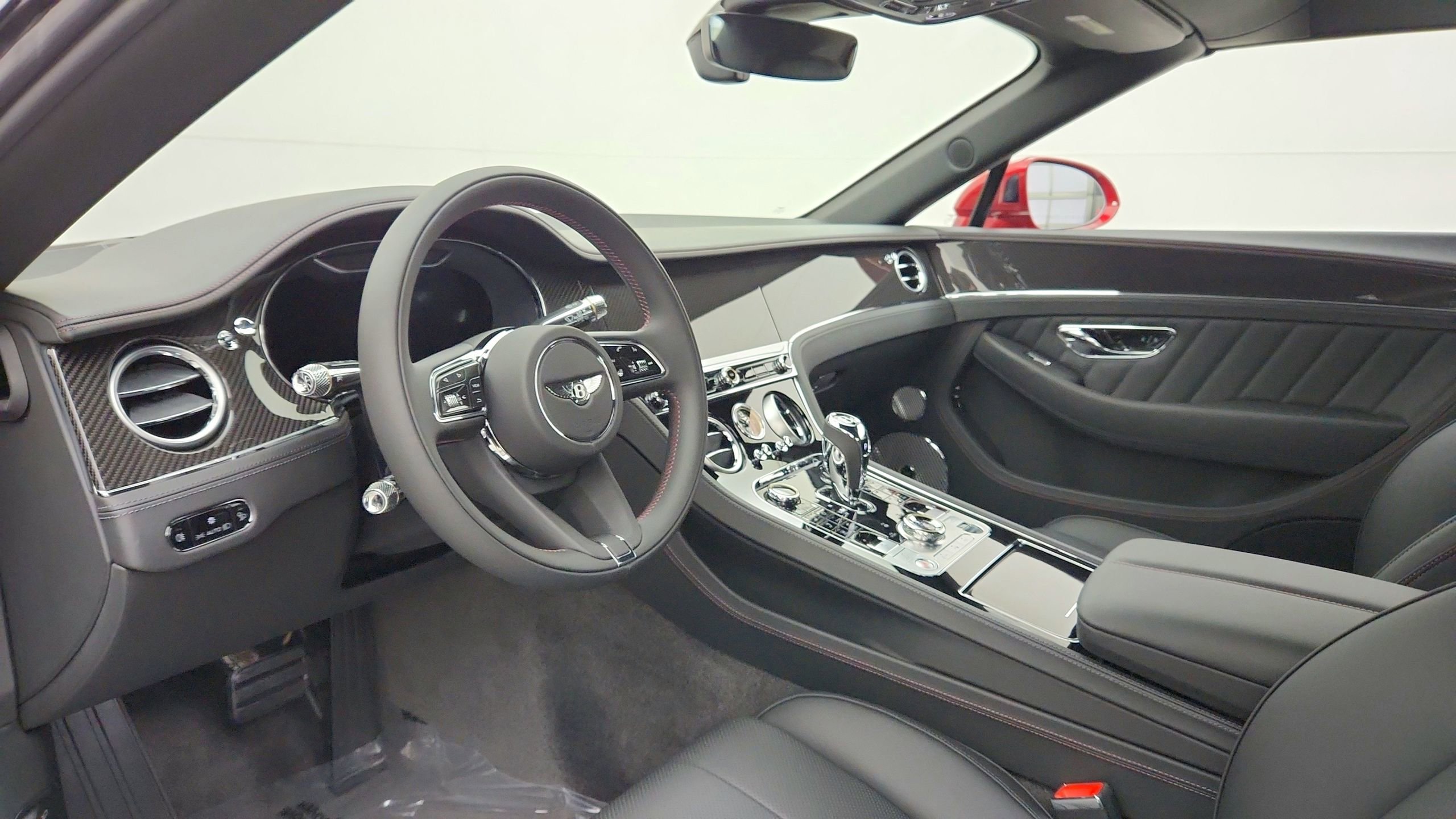 Used 2024 Bentley Continental GT V8 image 12