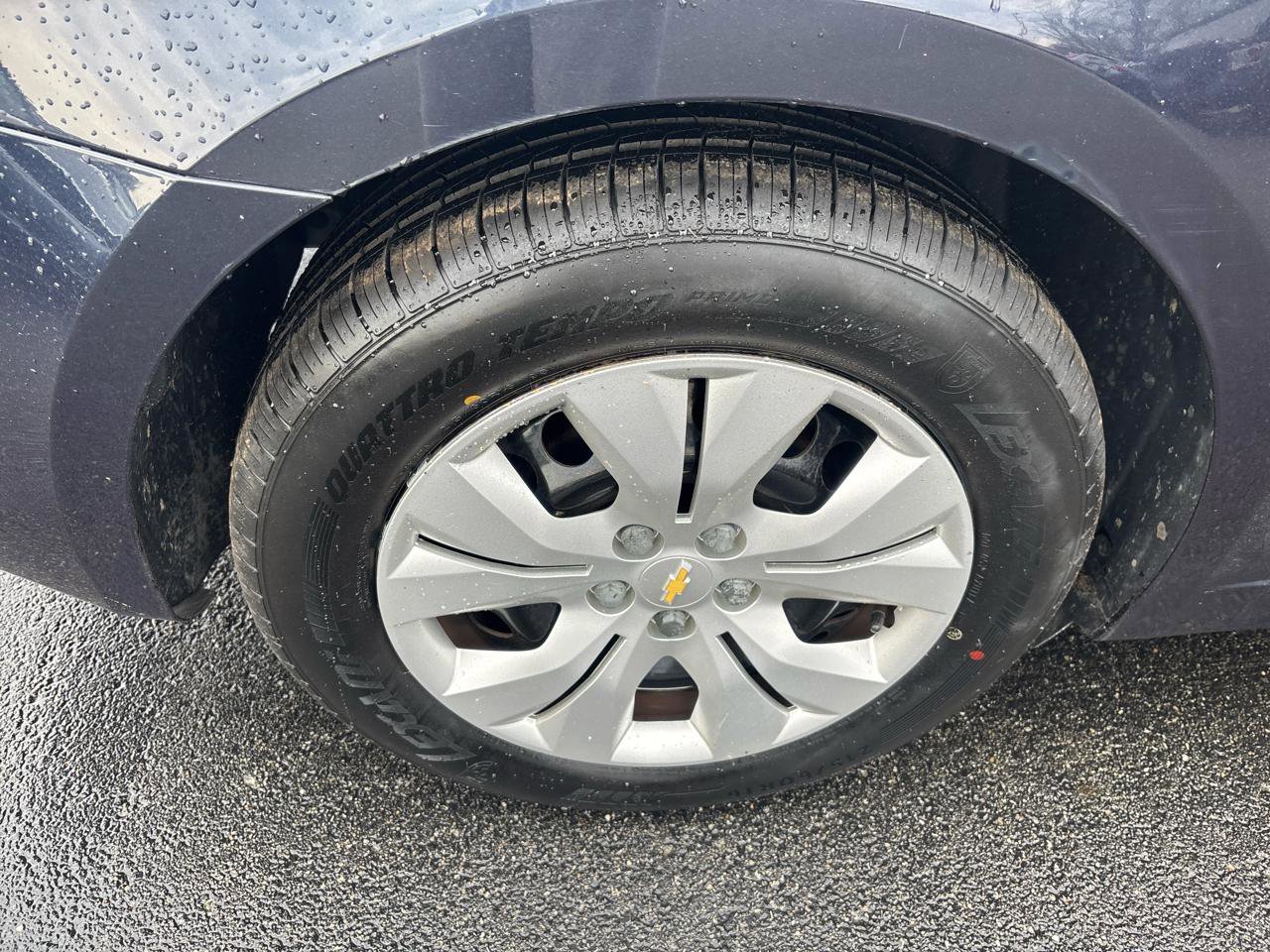 Used 2015 Chevrolet Cruze LS FWD image 22