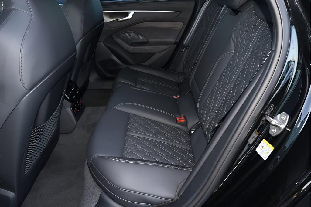 New 2026 Audi A6 Prestige image 10