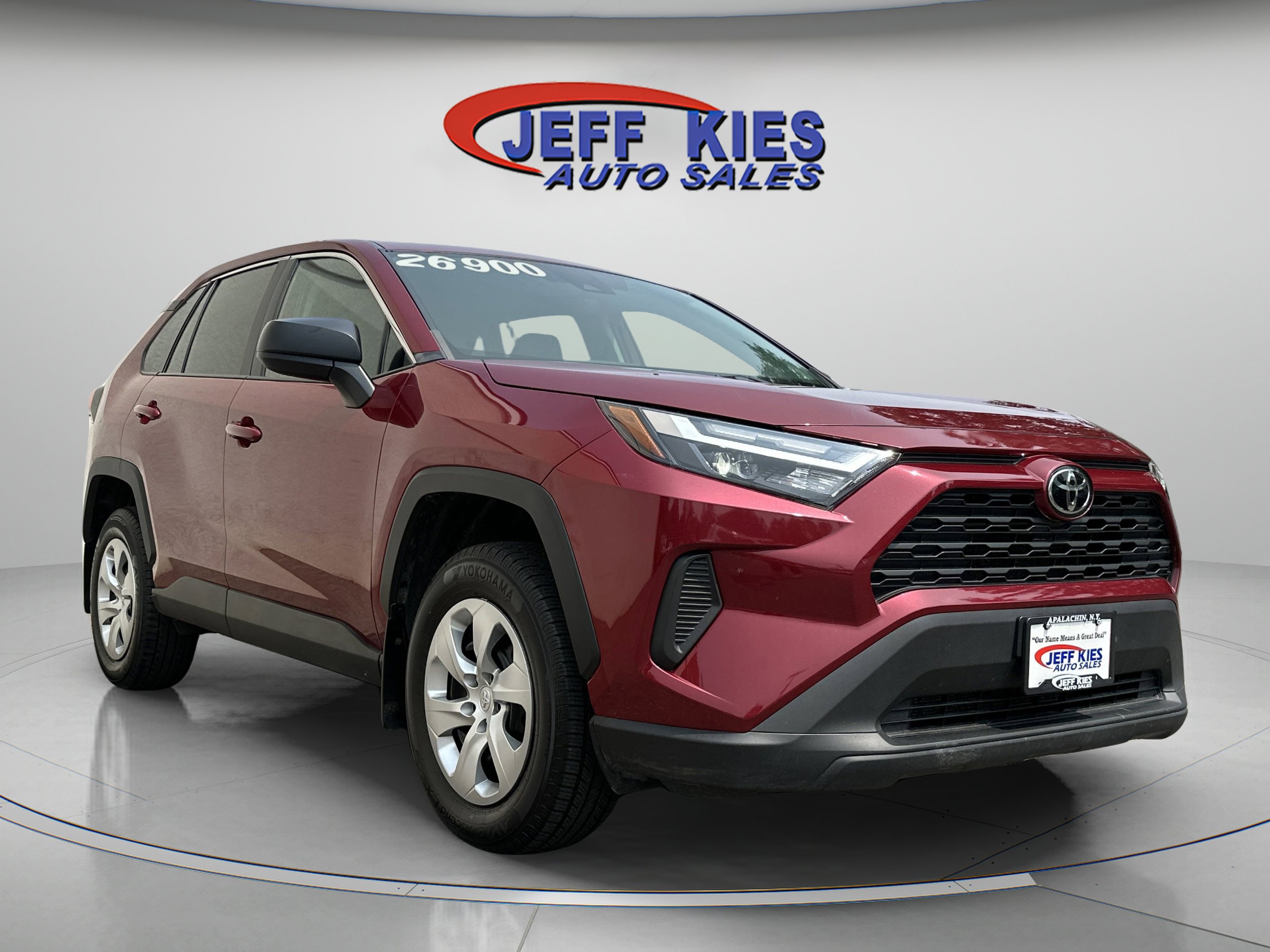 Used 2023 Toyota RAV4 LE image 2