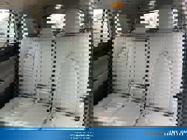 Used 2022 Toyota Highlander XLE image 13