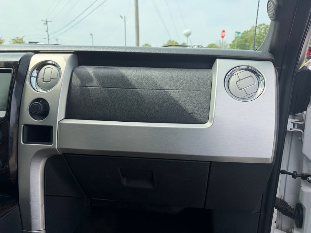 Used 2014 Ford F150 Platinum image 35