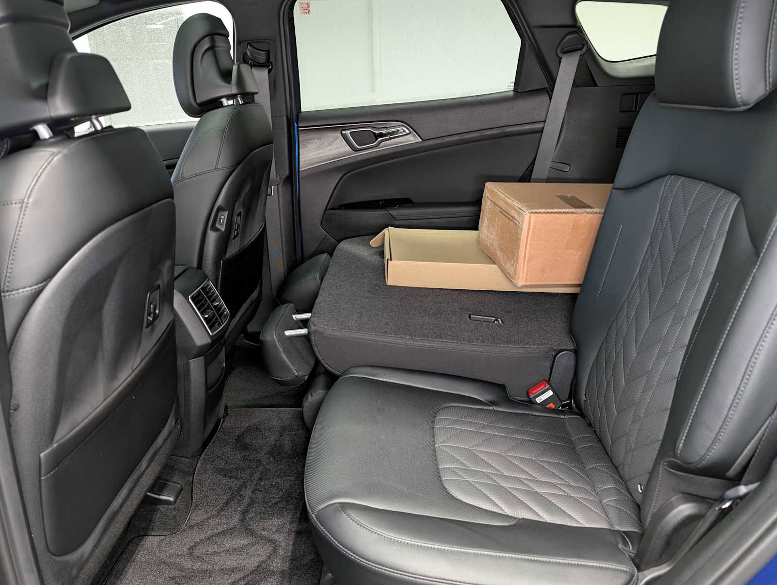 Used 2025 Kia Sportage X-Line w/ Premium Package image 22