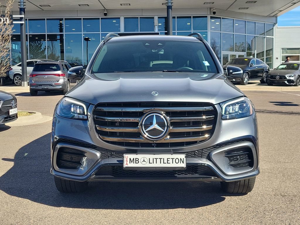 Used 2024 Mercedes-Benz GLS 450 4MATIC image 2