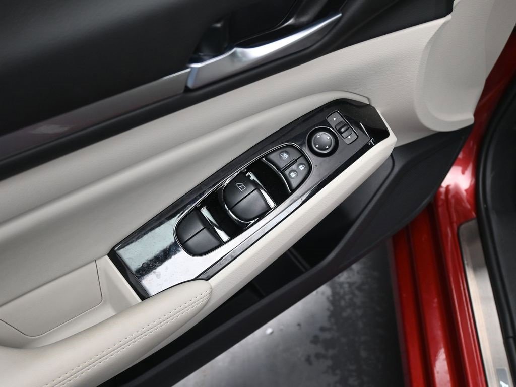 Used 2025 Nissan Altima 2.5 SL image 13