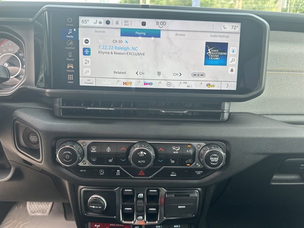 New 2025 Jeep Gladiator Willys image 18