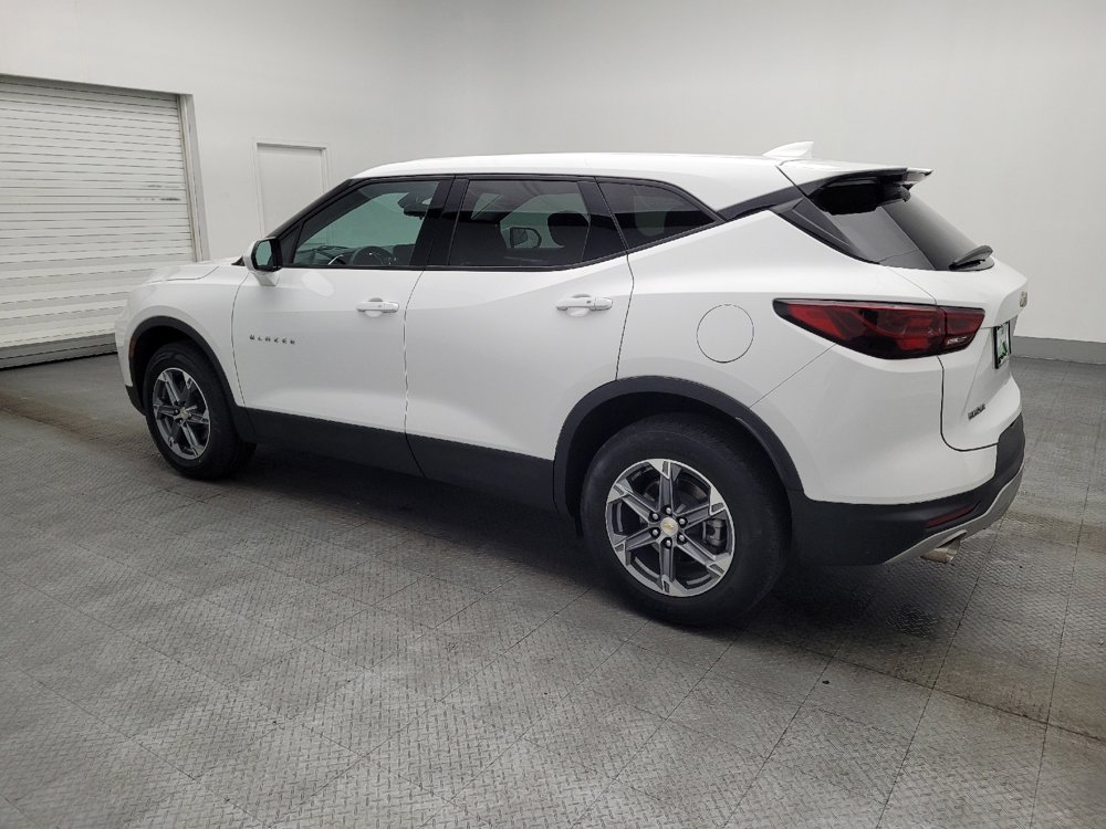 Used 2023 Chevrolet Blazer LT image 3