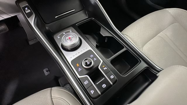 Used 2025 Kia Sorento EX AWD/4WD image 21