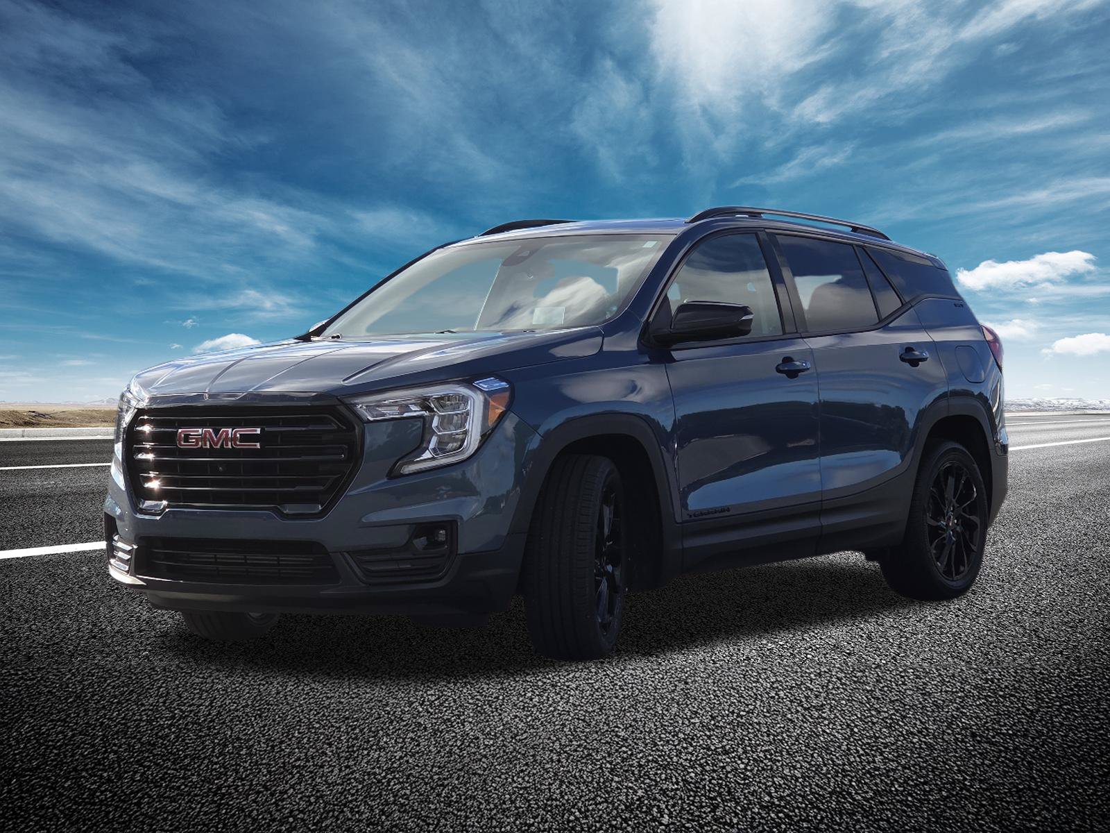 Used 2024 GMC Terrain SLT w/ Tech Package FWD image 14