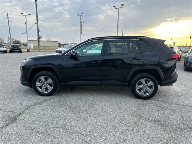 Used 2024 Toyota RAV4 XLE video 2