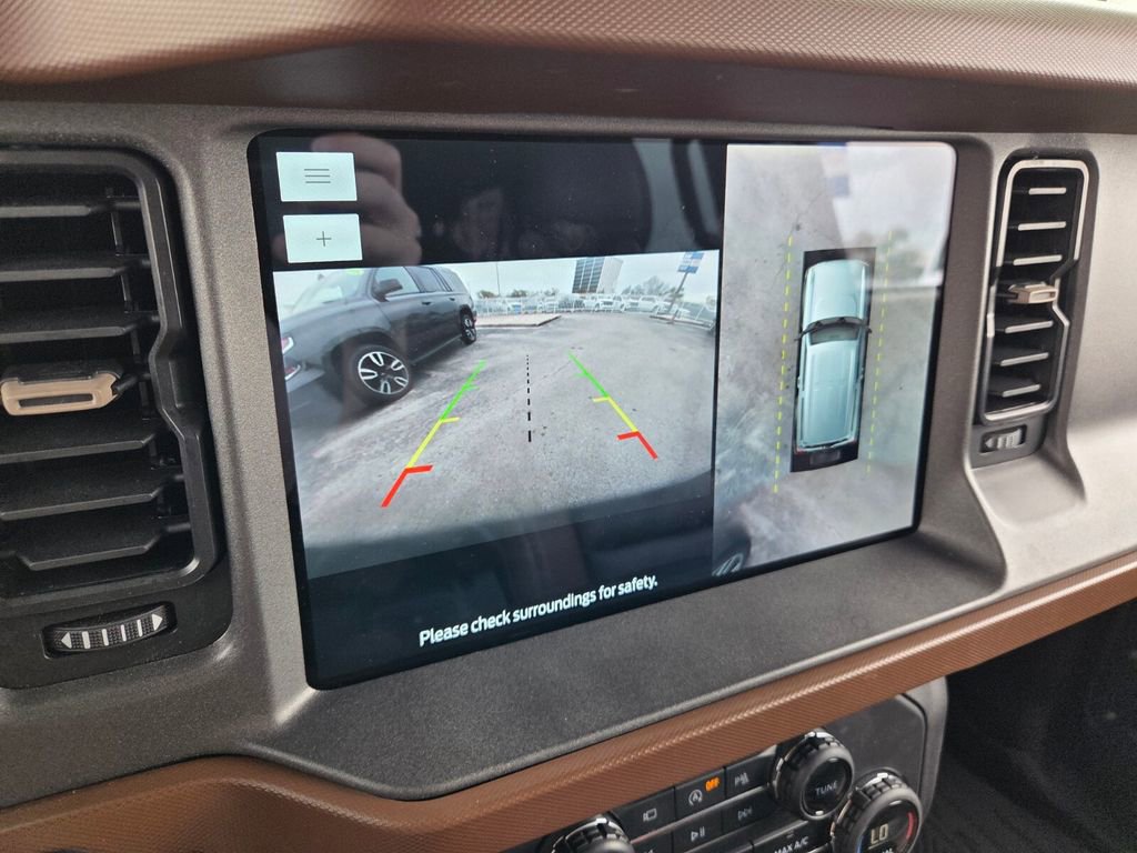 Used 2024 Ford Bronco Outer Banks image 34