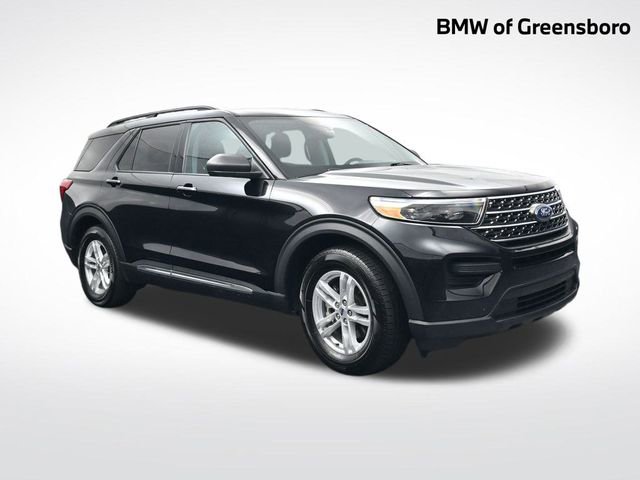 Used 2023 Ford Explorer XLT image 1
