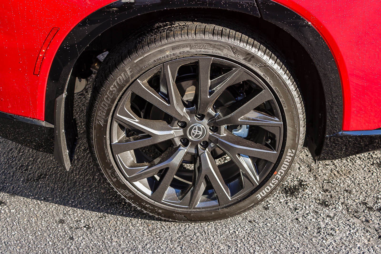 New 2025 Toyota Crown Signia Limited image 12