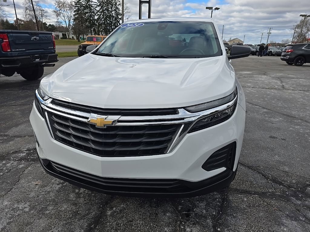 Used 2024 Chevrolet Equinox LS w/ LS Convenience Package image 5