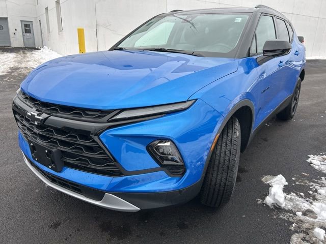 New 2026 Chevrolet Blazer LT w/ Convenience Package AWD/4WD image 3