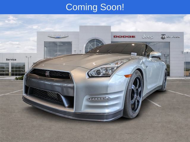 Used 2015 Nissan GT-R Black Edition image 5