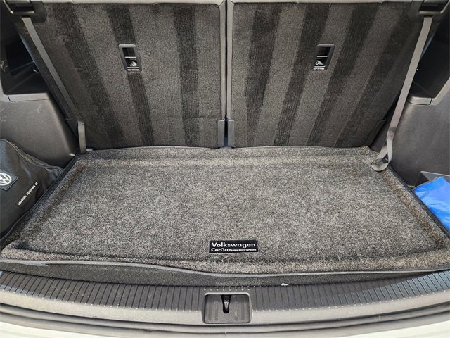 Used 2024 Volkswagen Atlas SE w/ Black Wheel Package image 33