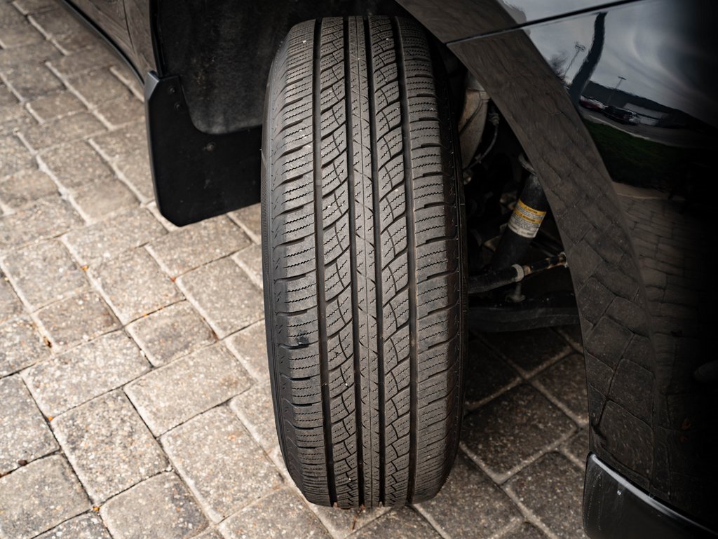 Used 2024 Chevrolet Silverado 1500 W/T w/ WT Value Package image 45