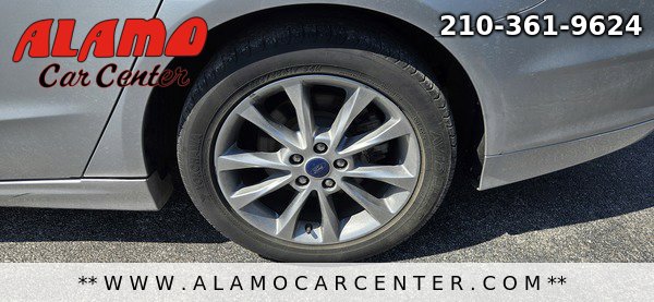Used 2017 Ford Fusion SE image 14