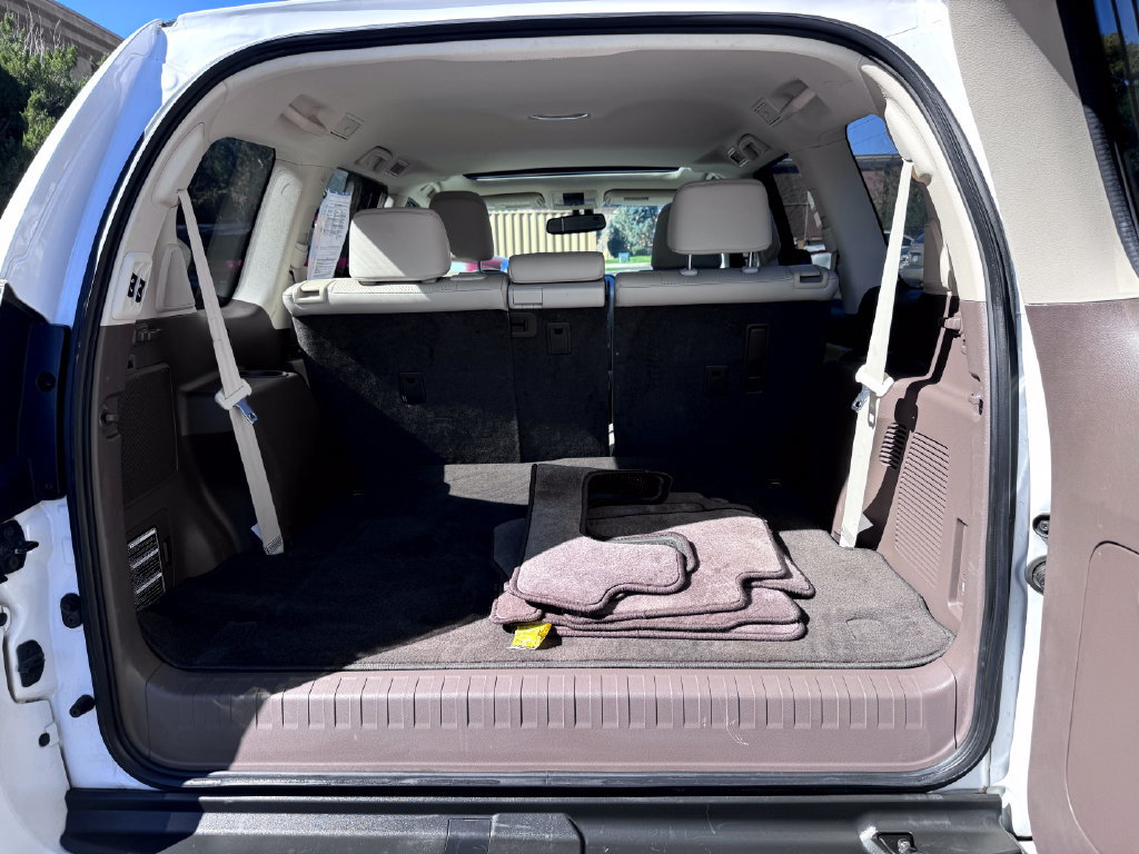 Used 2018 Lexus GX 460 Luxury AWD/4WD image 11