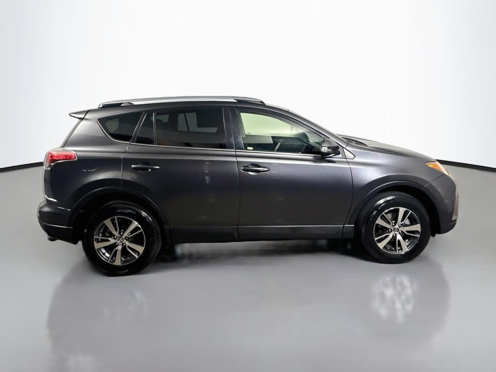 Certified 2017 Toyota RAV4 XLE FWD image 8