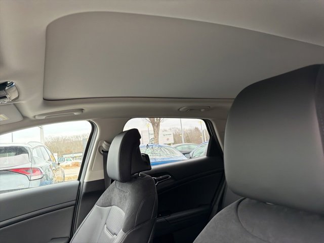 New 2026 Kia Sportage SX image 12