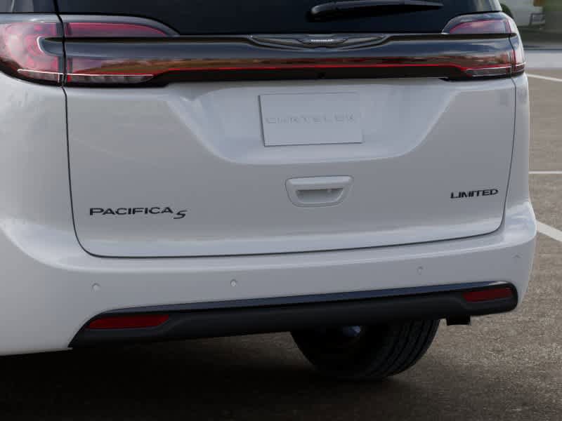 New 2026 Chrysler Pacifica Limited w/ S Appearance Package FWD image 13