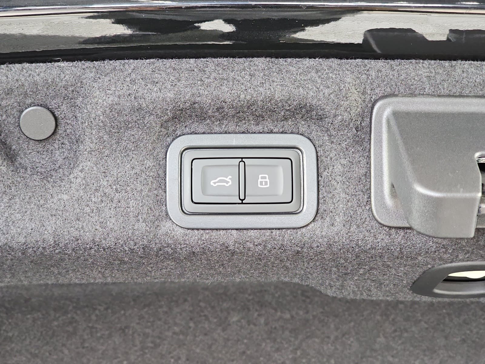Used 2026 Audi A6 Premium Plus w/ Premium Plus Package AWD/4WD image 13