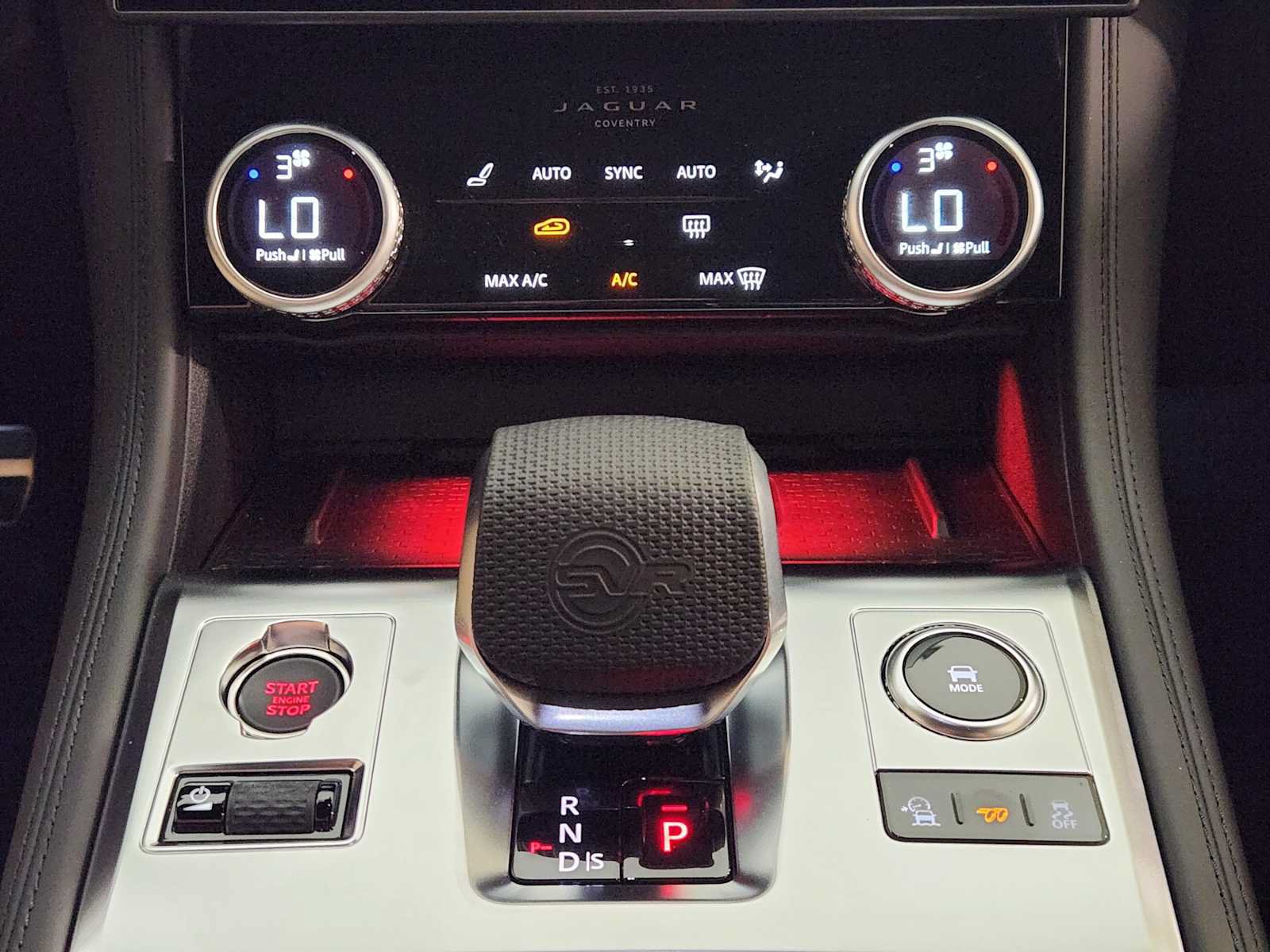 New 2026 Jaguar F-PACE SVR 575 Edition AWD/4WD image 19