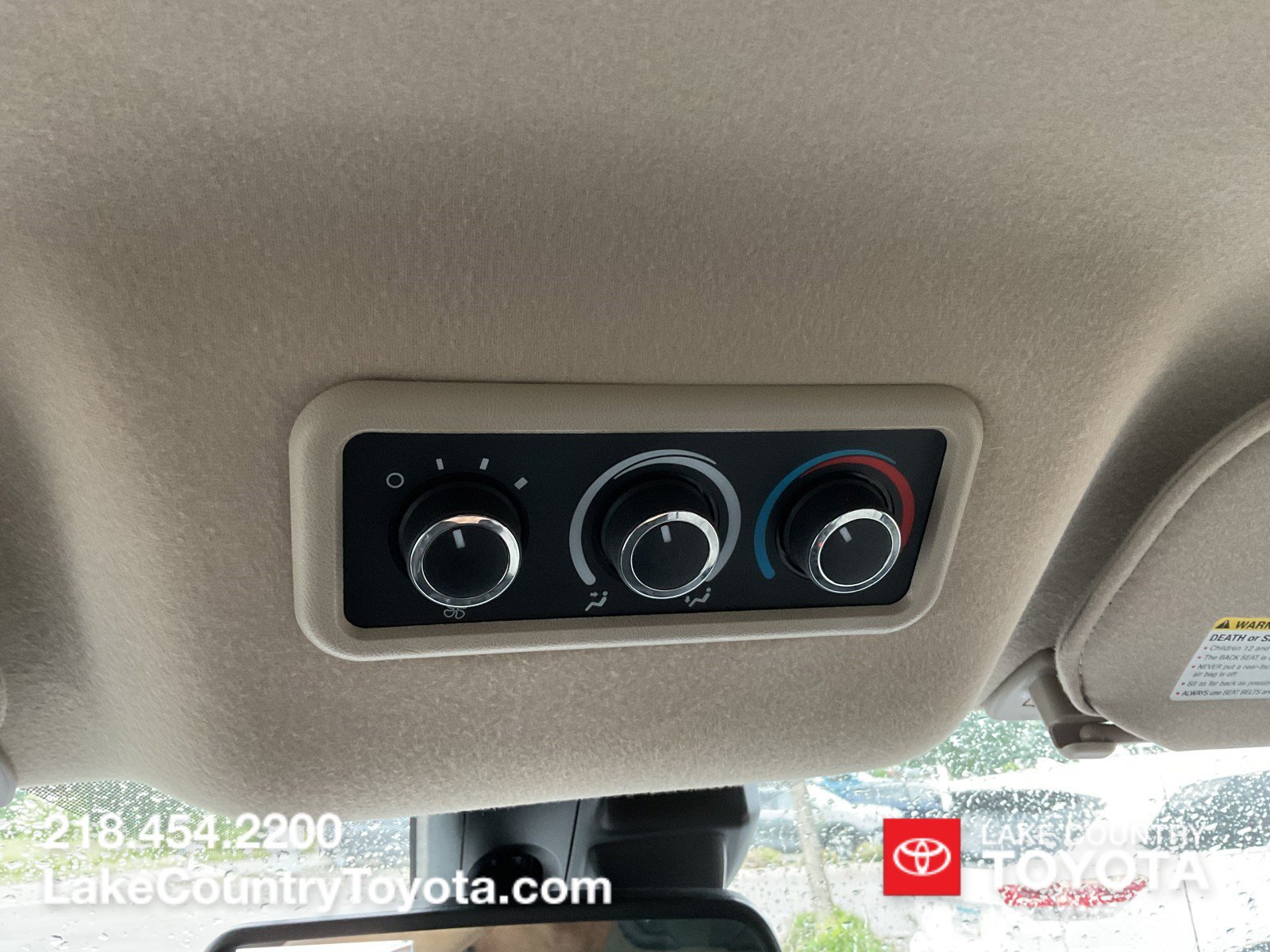 Used 2025 Chevrolet Express 3500 LT w/ LT Preferred Equipment Group RWD image 28
