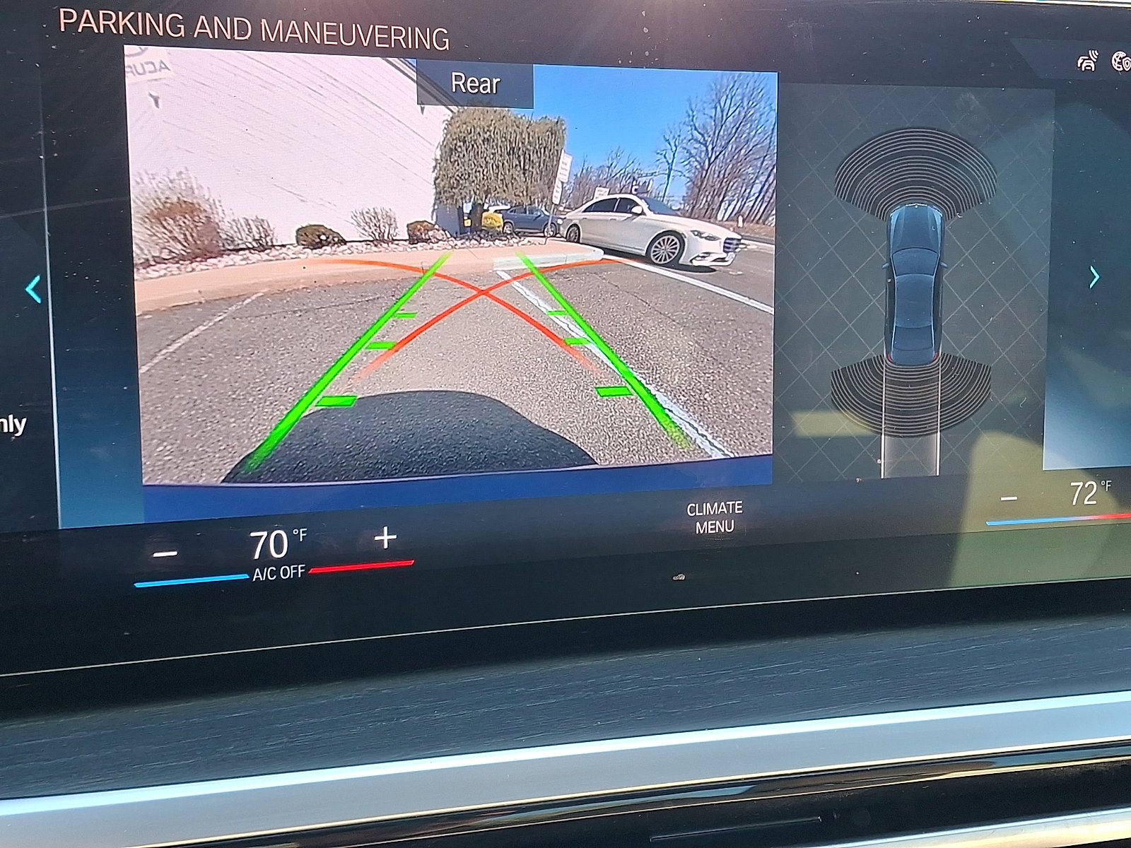 Used 2023 BMW 330i xDrive Sedan w/ Convenience Package image 17