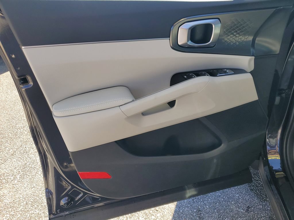 New 2026 Kia Sorento S w/ S Panoramic Sunroof Package FWD image 8
