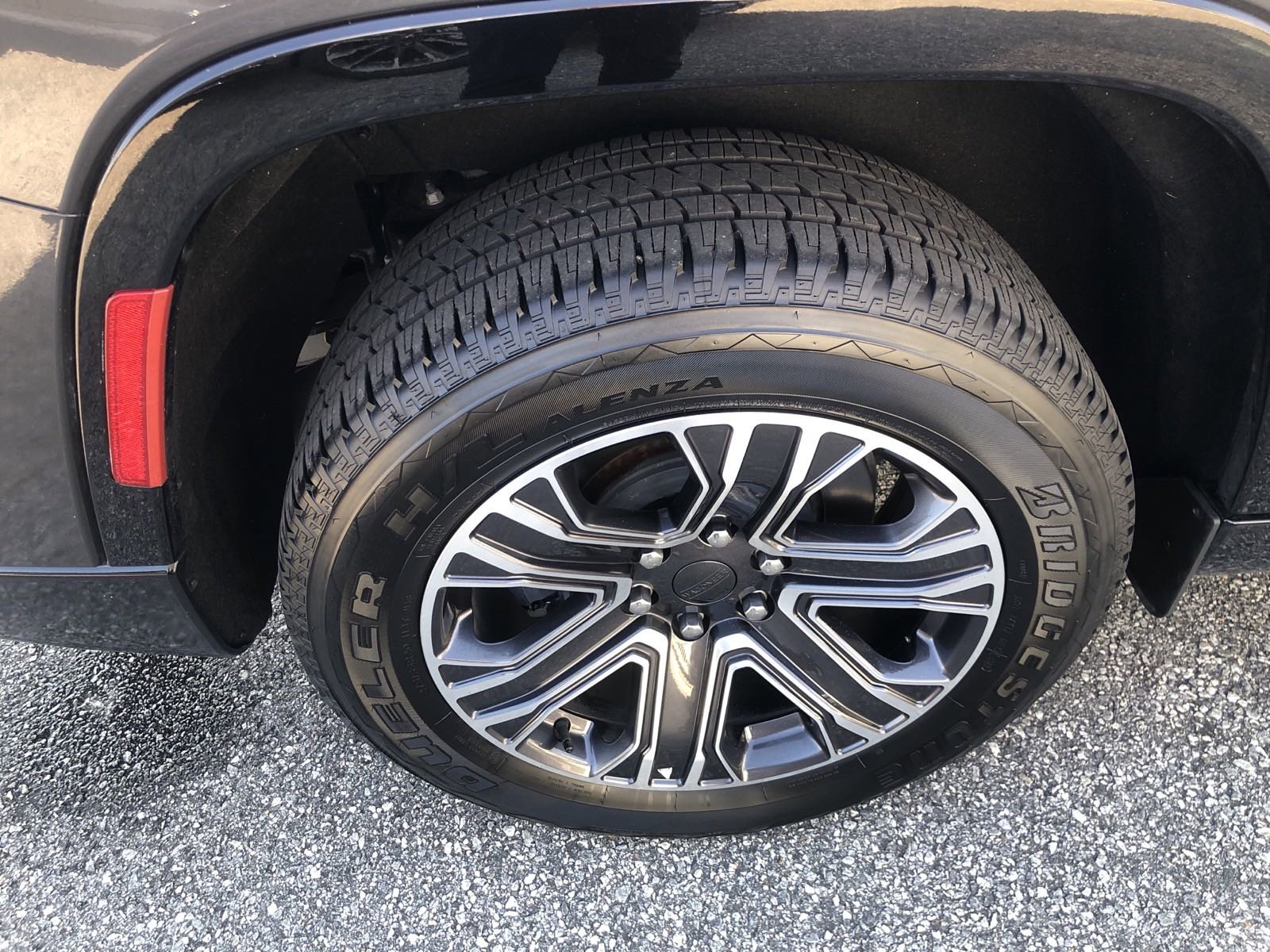 Used 2024 Jeep Wagoneer L Series II w/ Flexible Seating Group image 48