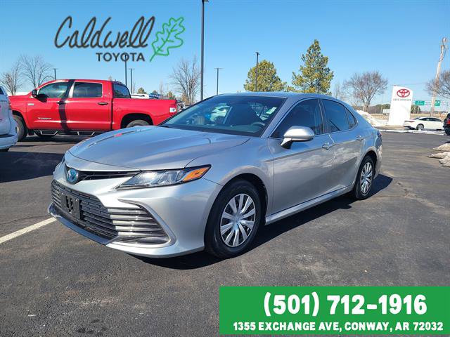Used 2022 Toyota Camry LE image 1