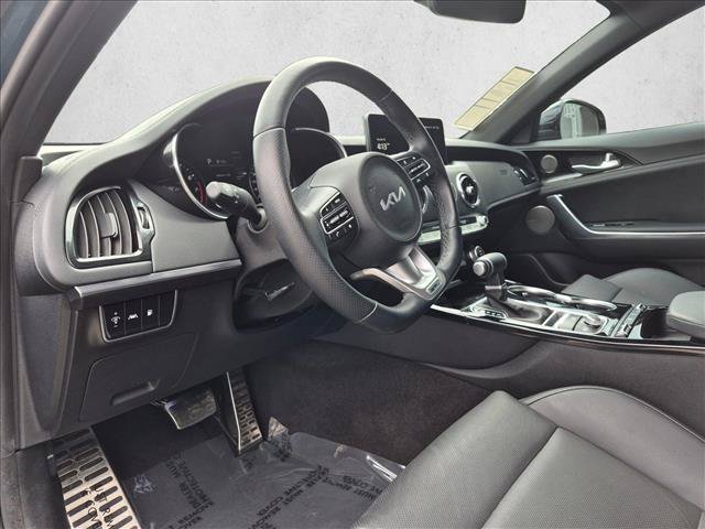 Used 2023 Kia Stinger GT-Line w/ Sun & Sound Package RWD image 9