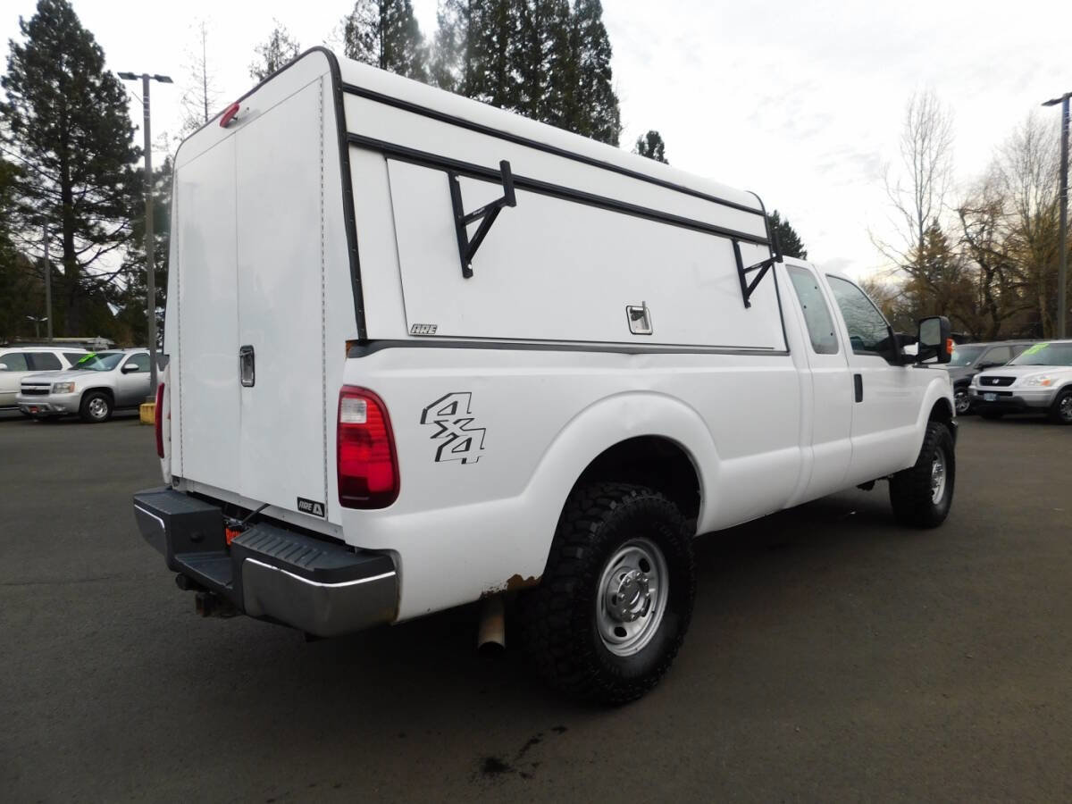 Used 2016 Ford F250 XL w/ XL Appearance Package AWD/4WD image 2