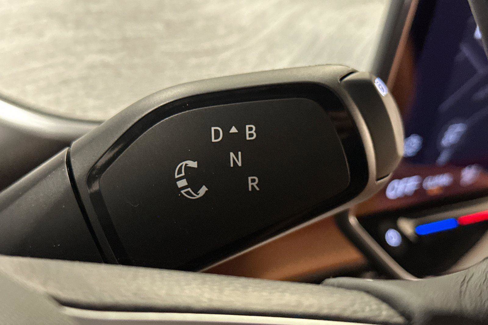 New 2025 Volkswagen ID. Buzz Pro S image 22