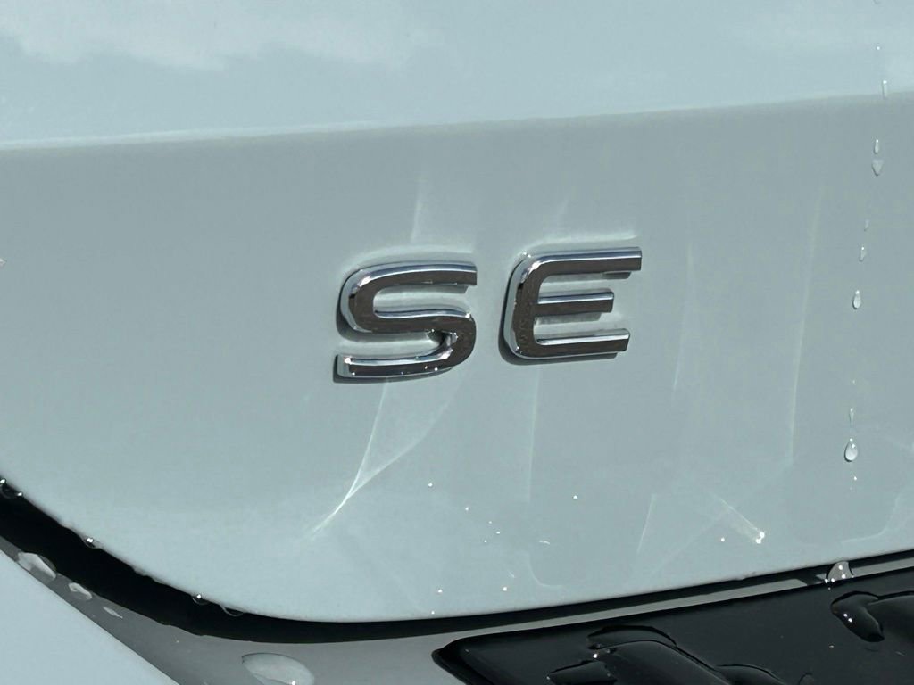 Used 2025 Volkswagen Taos SE image 52